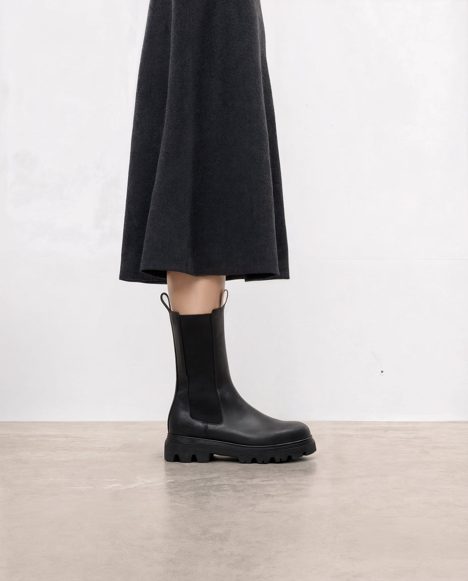 Lia Leather Black